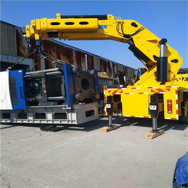 山海关优质大吨位随车吊出租服务，助您高效施工